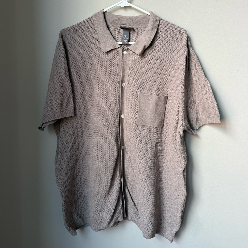 H&M Men’s Knit Button Up Shirt